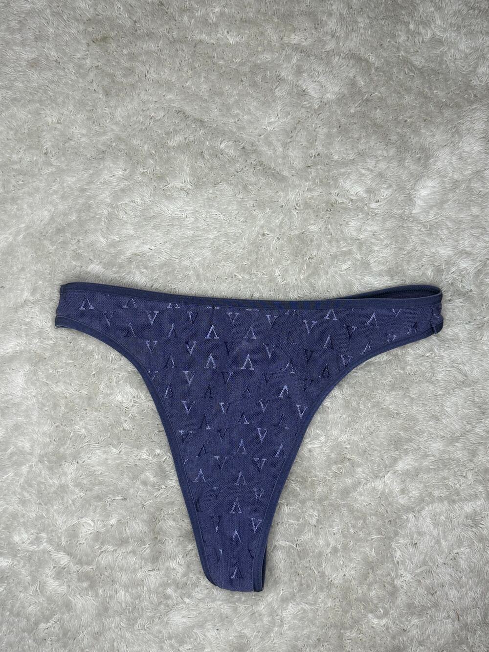 Victoria’s Secret Blue V Logo Thong M Vintage 2001 Y2K